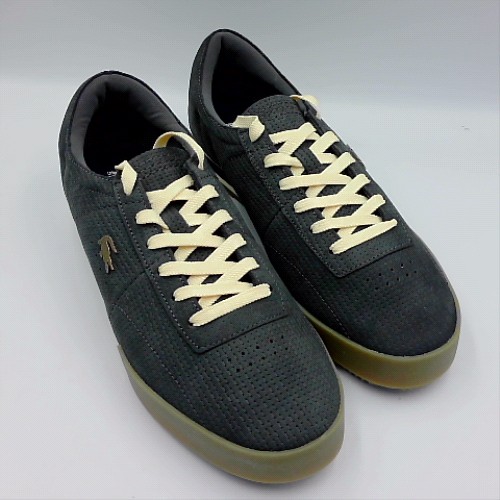 Lacoste Black aura trainers Lacoste aura 3