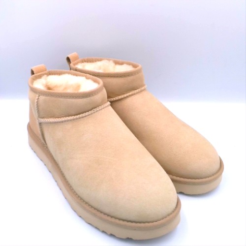 UGG Beige classic ultra mini ii boots UGG classic ultra mini ii 2