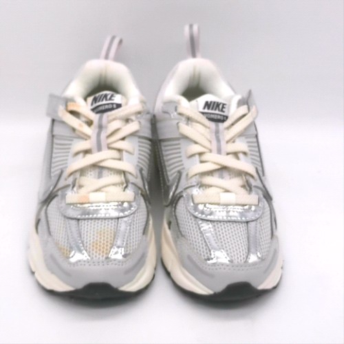 Nike Light Grey vomero 5 junior Nike vomero 5 1