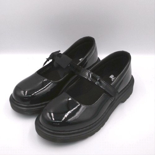 Dr Martens Black maccy ii girls youth Dr Martens maccy ii 2