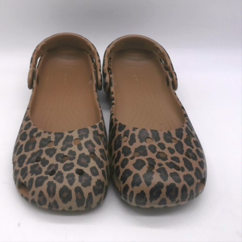 Crocs Brown & Black classic animal ballet sandals Crocs classic animal ballet 1