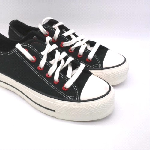 Converse Black Multi chucks in love all star ox trainers Converse chucks in love all star ox 2