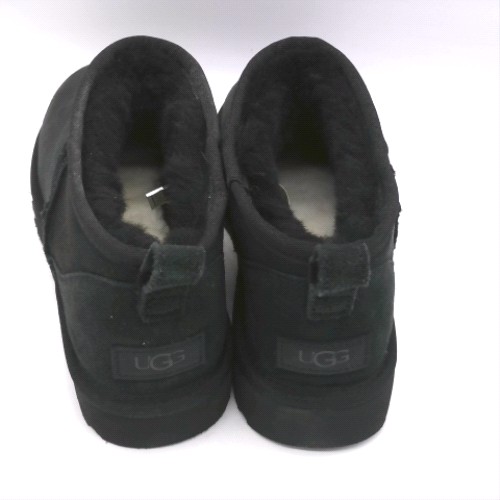 UGG Black classic ultra mini boots UGG classic ultra mini 3