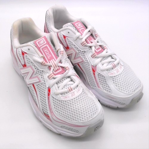 New Balance 740 2