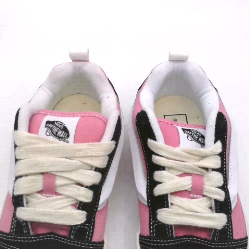 Vans Black & pink knu skool trainers Vans knu skool 3