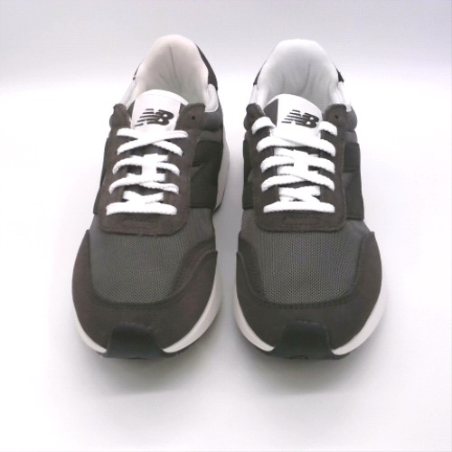 New Balance Black & White 370 trainers New Balance 370 1