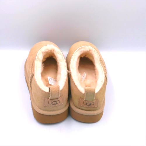 UGG Beige classic micro boots UGG classic micro 3