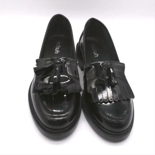 schuh lizzie loafer 1