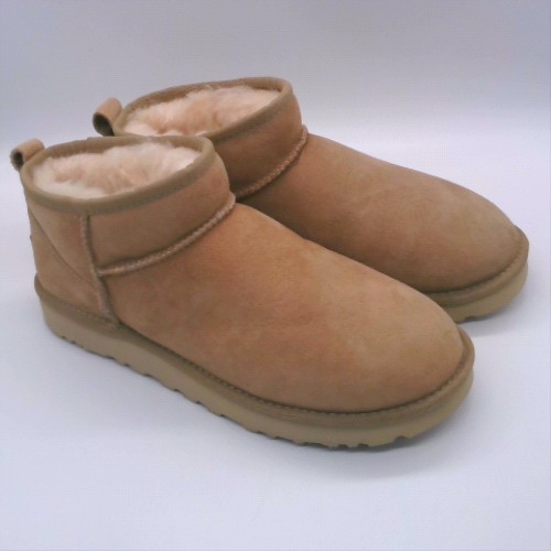UGG Beige classic ultra mini ii boots UGG classic ultra mini ii 2