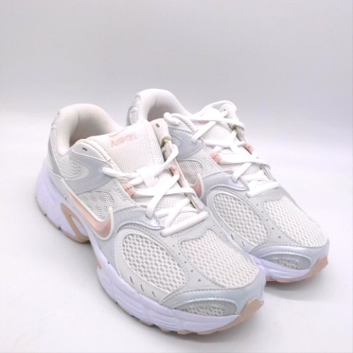 Nike White & Pink v5 rnr trainers Nike v5 rnr 3