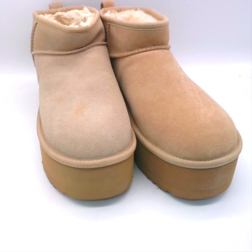 UGG Beige classic ultra mini platform boots UGG classic ultra mini platform 2
