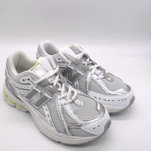 New Balance Light Grey 1906 youth New Balance 1906 3