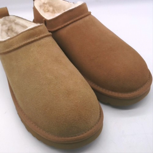 UGG Tan classic micro boots UGG classic micro 3