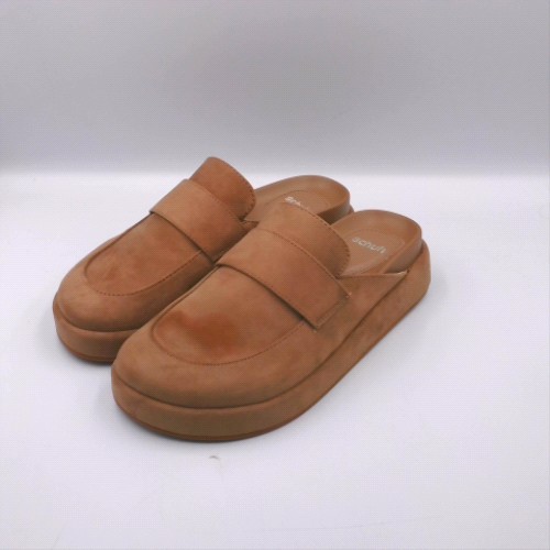 schuh Taupe tiramisu closed toe mule sandals schuh tiramisu closed toe mule 2