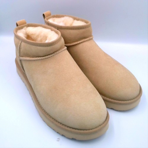 UGG Beige classic ultra mini ii boots UGG classic ultra mini ii 2