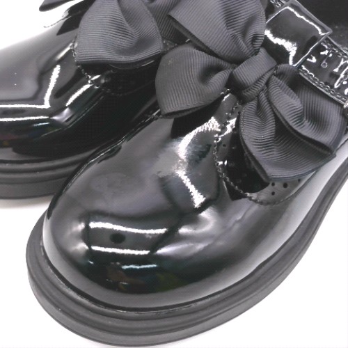 schuh Black loz patent bow t-bar girls youth schuh loz patent bow t-bar 3
