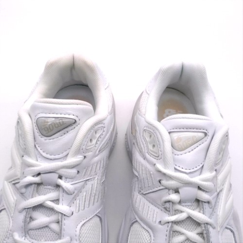 New Balance White 9060 trainers New Balance 9060 3