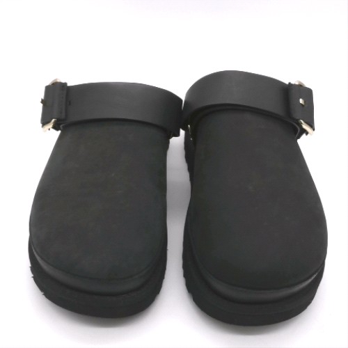 UGG goldenstar villa clog 1