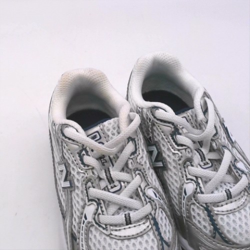 New Balance White & Navy 740 toddler New Balance 740 3