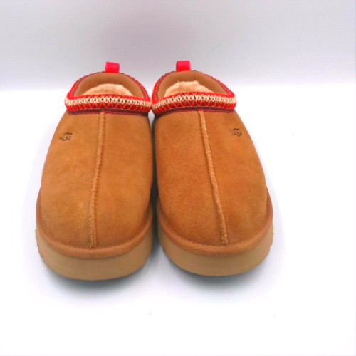 UGG Tan tazz youth UGG tazz 1