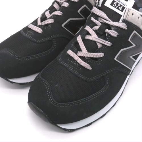 New Balance Black & White 574 trainers New Balance 574 2