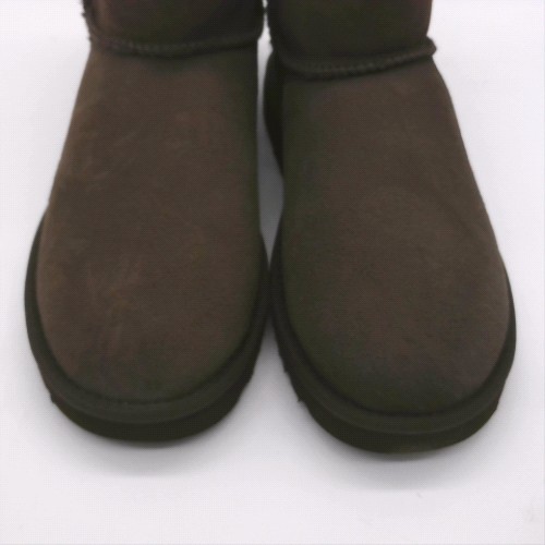 UGG Dark Brown classic mini ii boots UGG classic mini ii 2