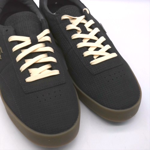 Lacoste Black aura trainers Lacoste aura 3