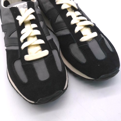 New Balance Stone & Black 471 trainers New Balance 471 3