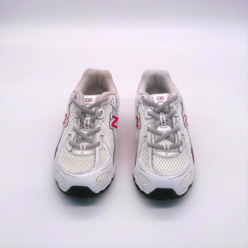 New Balance White & Pink 740 girls toddler New Balance 740 1