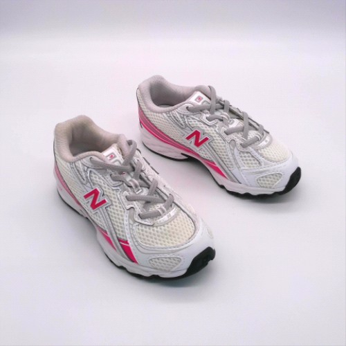 New Balance White & Pink 740 girls toddler New Balance 740 2