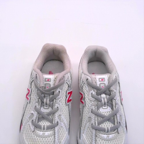 New Balance White & Pink 740 girls toddler New Balance 740 3