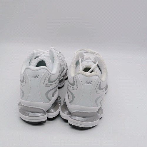 New Balance White abzorb 2000 trainers New Balance abzorb 2000 3