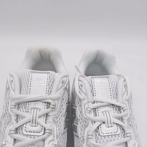 New Balance White Multi 740 trainers New Balance 740 2