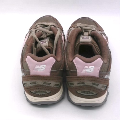New Balance Brown Multi 204l trainers New Balance 204l 3