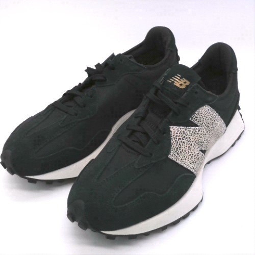 New Balance Black 327 trainers New Balance 327 3