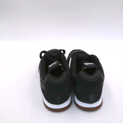 New Balance Black & White rc42 trainers New Balance rc42 3