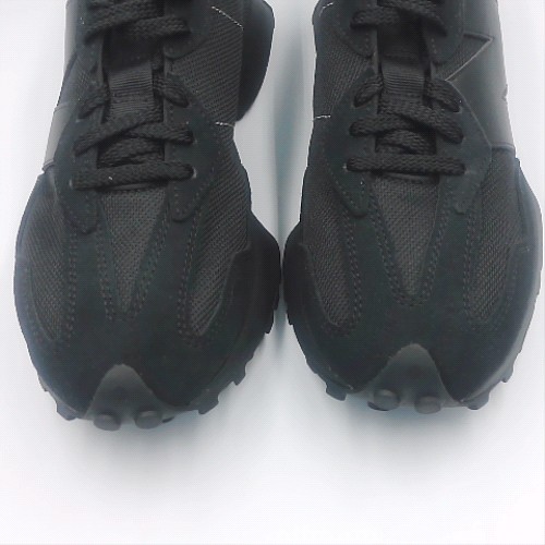 New Balance Black 327 trainers New Balance 327 2