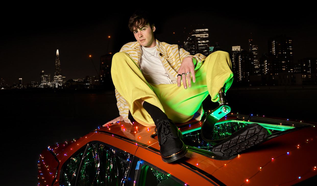 Shop Christmas Gifts at schuh