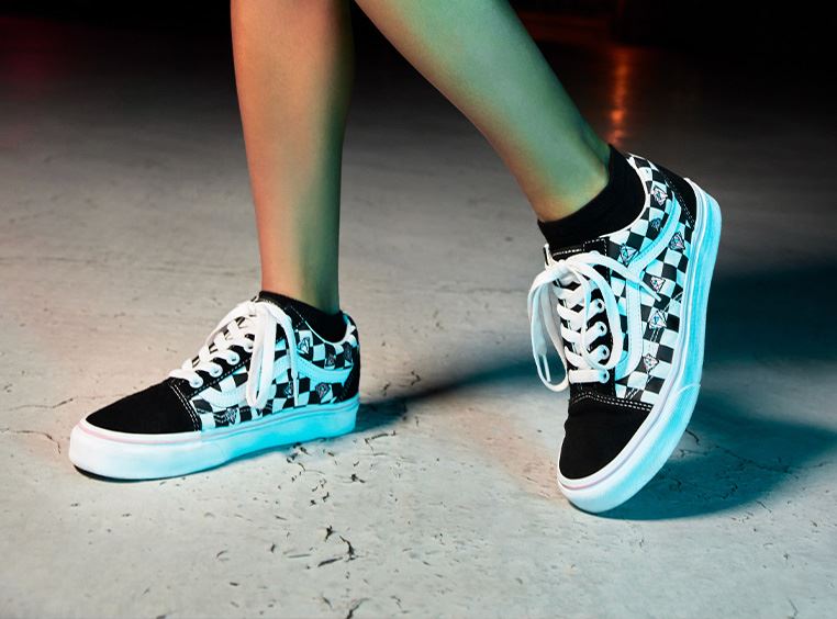 Shop Vans at schuh