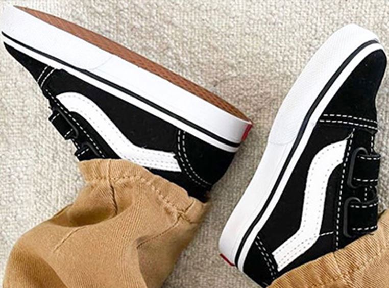 Shop Vans at schuh