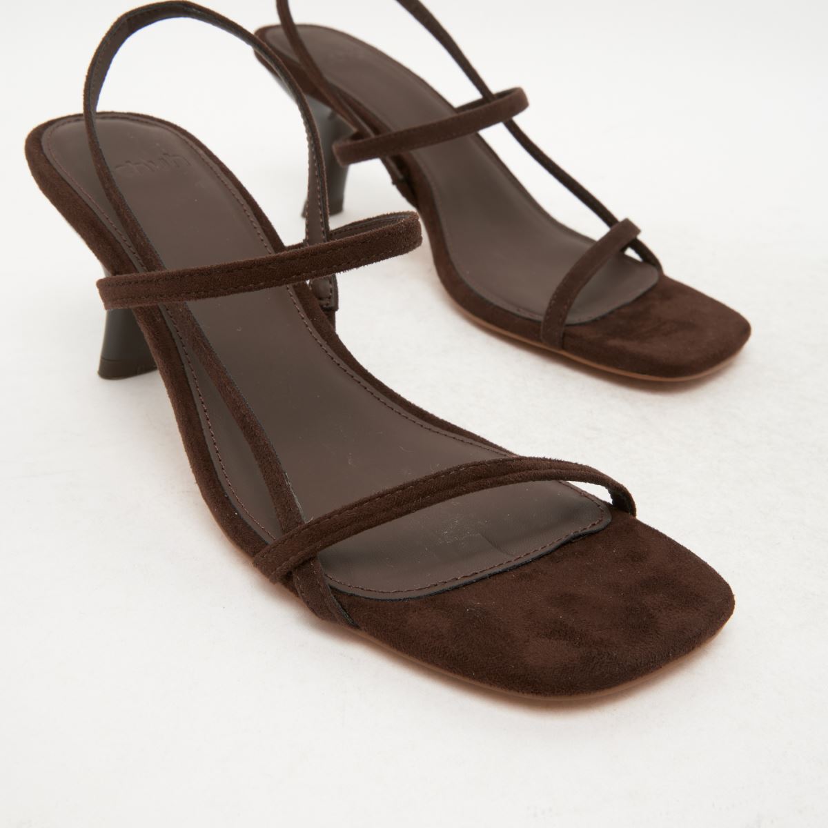 schuh Sav Strappy Kitten in Brown schuh Sav Strappy Kitten 4
