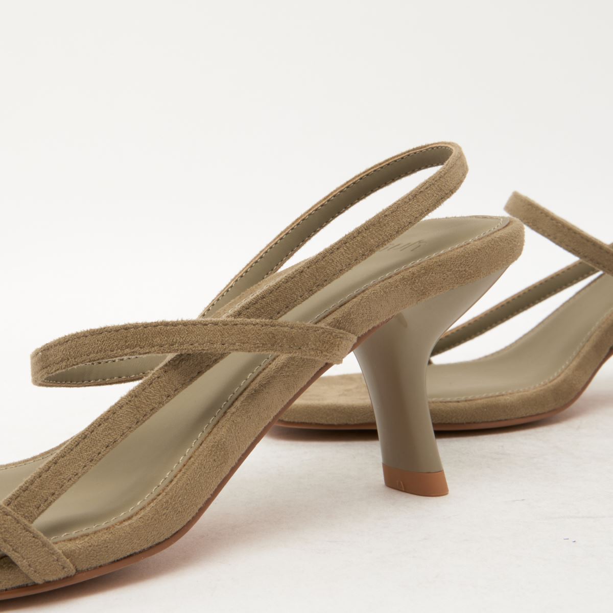schuh Sav Strappy Kitten in Light Green schuh Sav Strappy Kitten 7