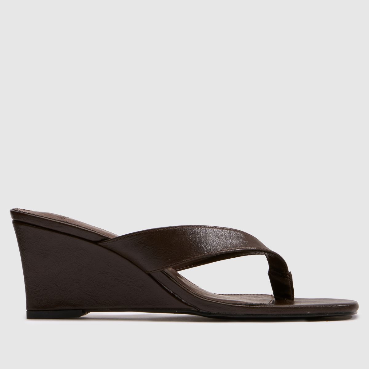 schuh Solomon Wedge Toe Post in Brown schuh Solomon Wedge Toe Post
