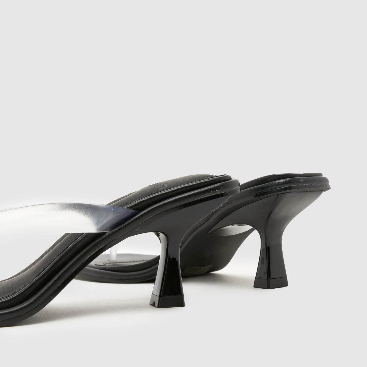schuh Salvia Toe Post in Black schuh Salvia Toe Post 7