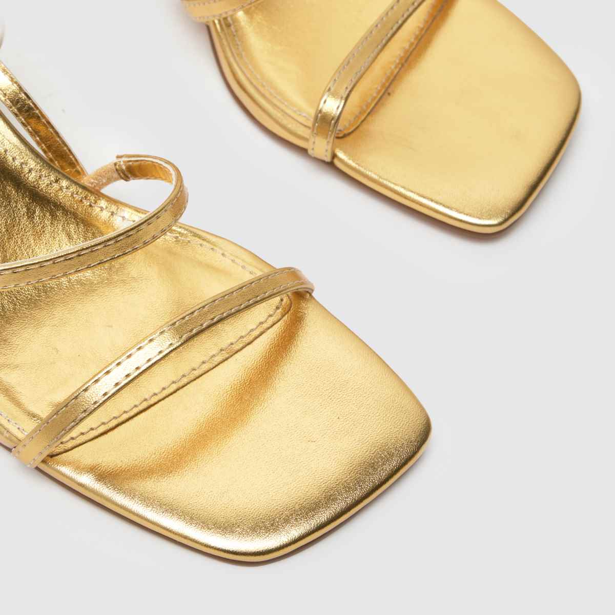 schuh Sonnet Strappy in Gold schuh Sonnet Strappy 4