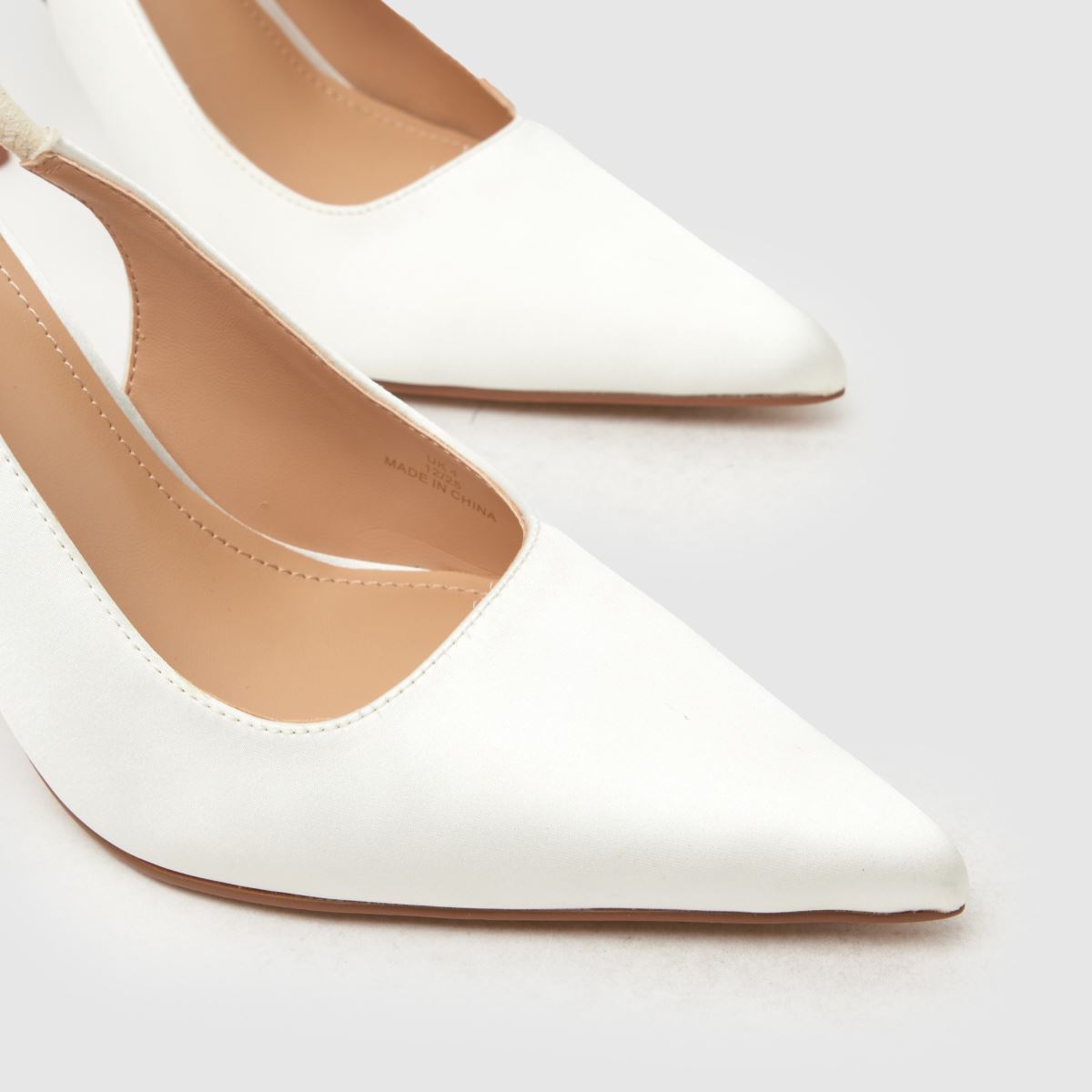 schuh Sade Heeled Slingback Court in White schuh Sade Heeled Slingback Court 4
