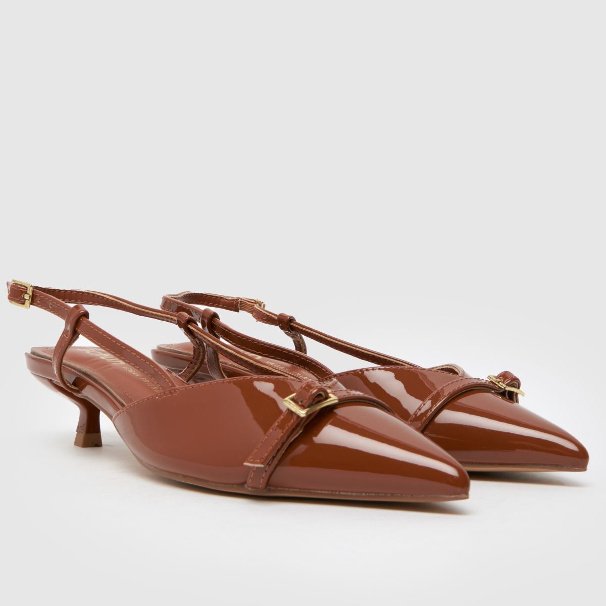 schuh Sybill Buckle Kitten in Tan schuh Sybill Buckle Kitten 8
