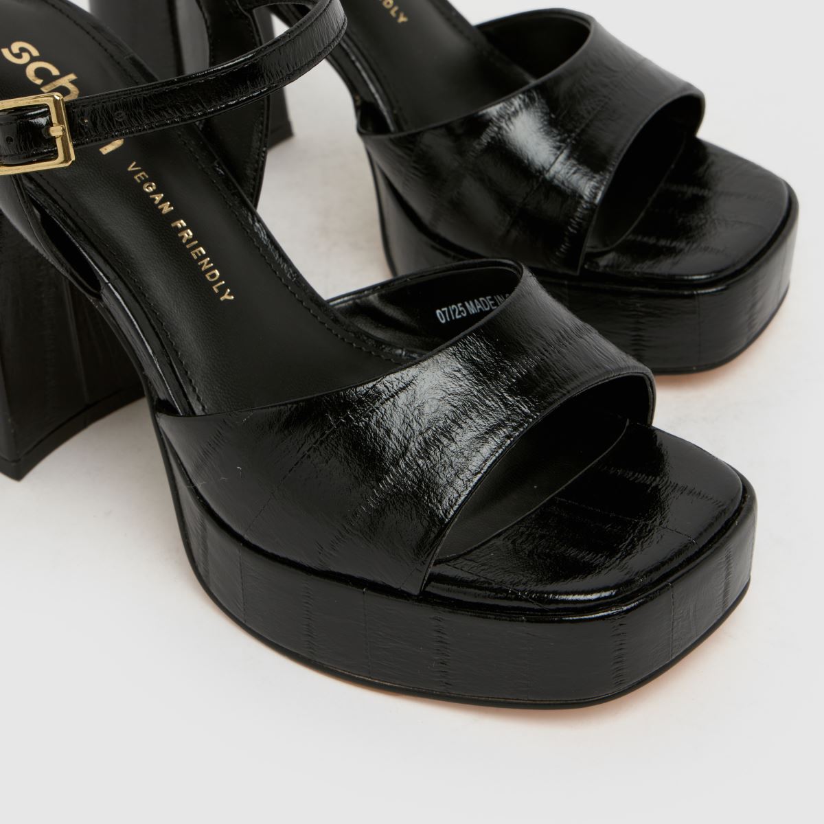 schuh Sabina Platform in Black schuh Sabina Platform 7