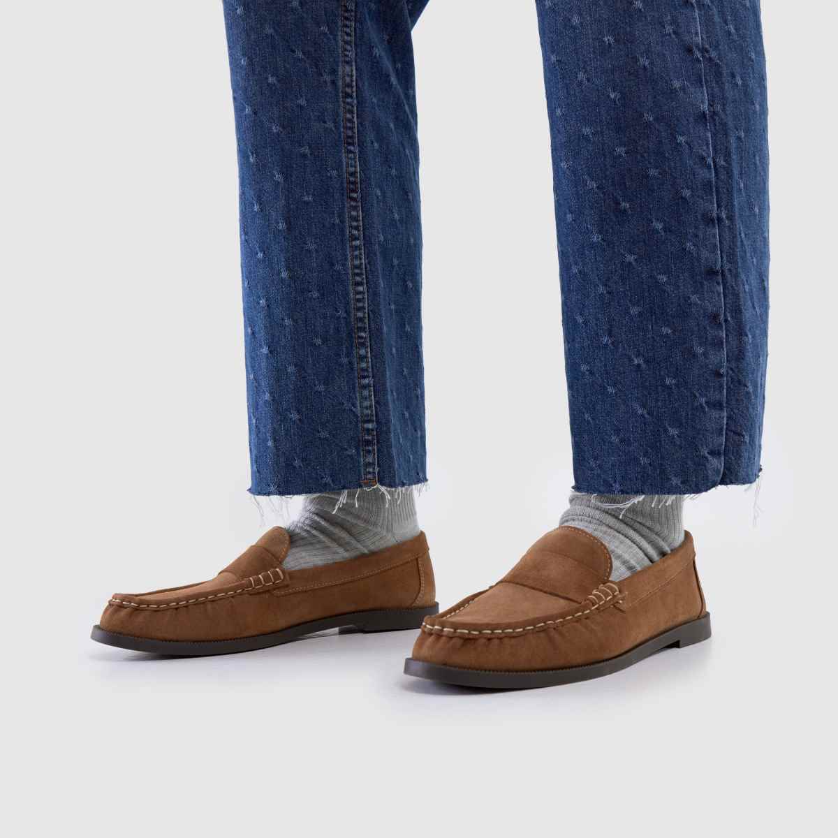 schuh Libbie Leather Loafer in Tan schuh Libbie Leather Loafer 8