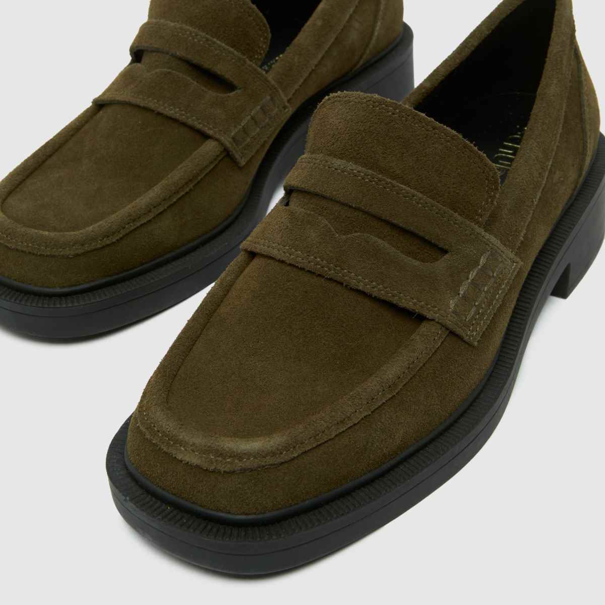 schuh Leighton Loafer in Khaki schuh Leighton Loafer 4